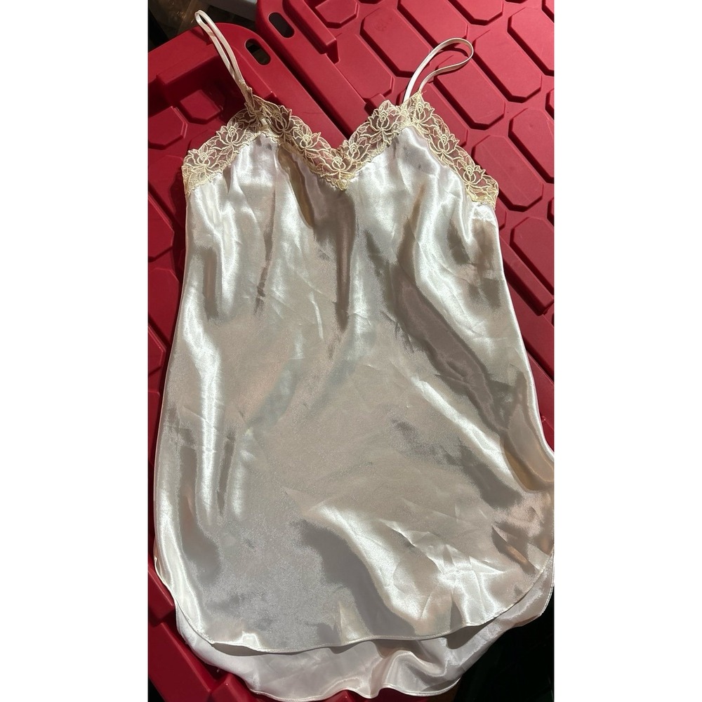 Victoria's Secret Vintage Gold Label Satin Lace Trim Off White Short Nightgown M